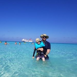 Meet your Posher, Carrie